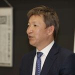 立浪監督、采配力アップに向けＣＳをテレビ観戦「勉強になる。選手にも見てもらいたい」