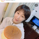 【芸能】高島礼子「もう、我慢の限界」大阪名物りくろーおじさんのチーズケーキ１ホールを楽屋で独り占め