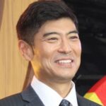 【芸能】高嶋政宏「並んでいると後ろにピタっとくっつく人」に不満爆発「息がかかるぐらい…なんで？」