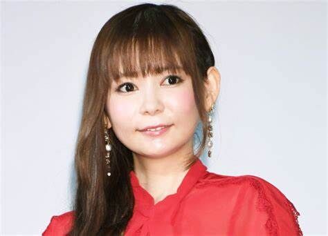 【芸能】中川翔子、デビュー当時の事務所から「気持ち悪いからクビでいい」オタク冬の時代で