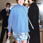 【芸能】＜広末涼子＞ミニスカート姿で照れ笑い　厚底ブーツを合わせ「高校時代を思い出す」