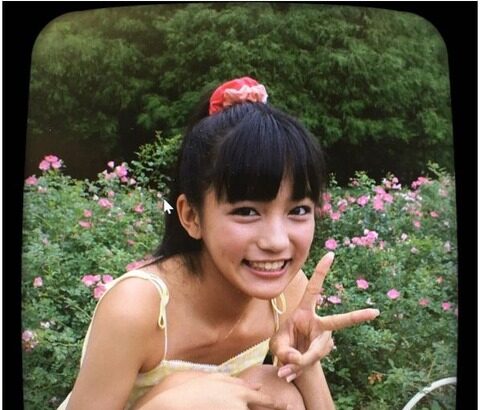 【芸能】川口春奈、幼少期の写真を公開 2人の姉とのエピソードも 芸能界入りを「めっちゃ反対された」