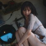 華村あすか、大胆ショット満載の写真集に思いを寄せるファン急増中！