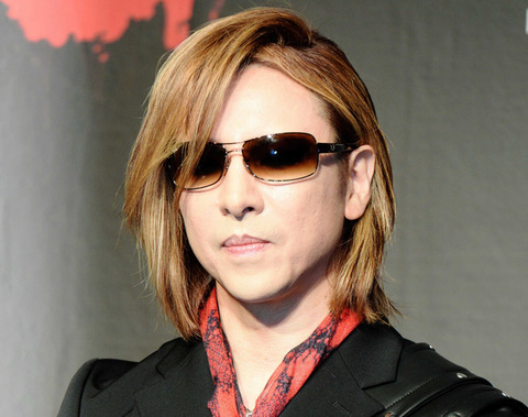 【芸能】YOSHIKI、hideさん命日に思い綴る　布袋寅泰も反応「空に手を振ります」